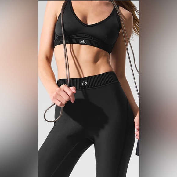 ALO Yoga Other - Alo yoga Airlift Lineup Bra leggings nwt set gym fitness Pilates large black